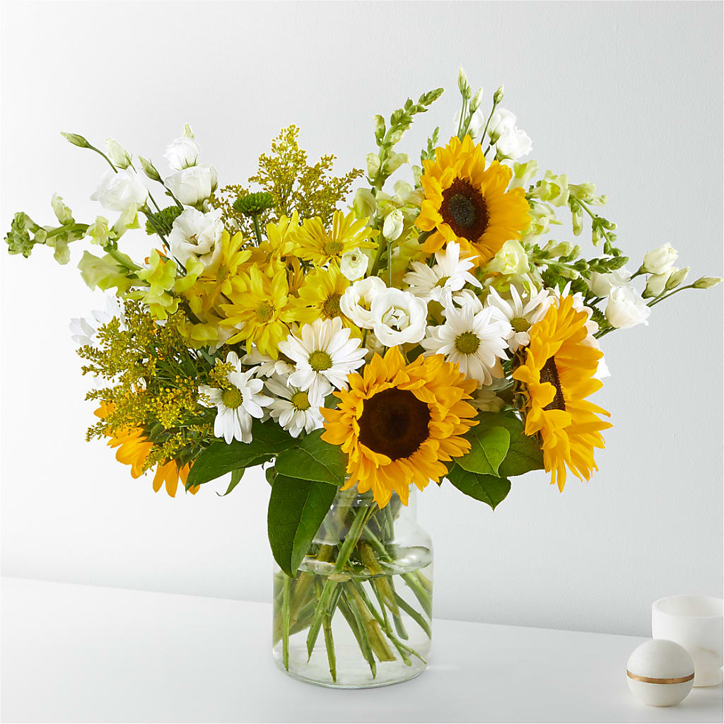 Hello Sunshine Bouquet – Mc Gardens, Las Vegas NV