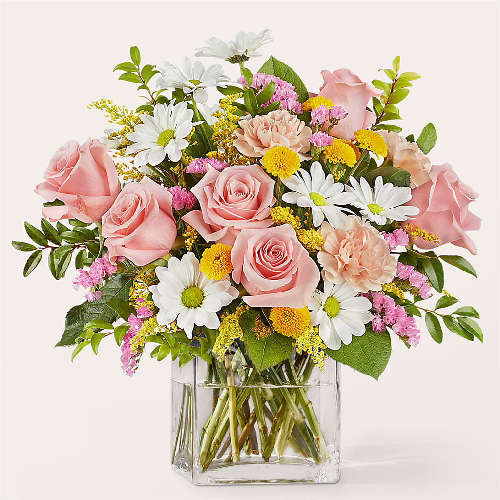 Country Cottage Bouquet – Mc Gardens, Las Vegas NV