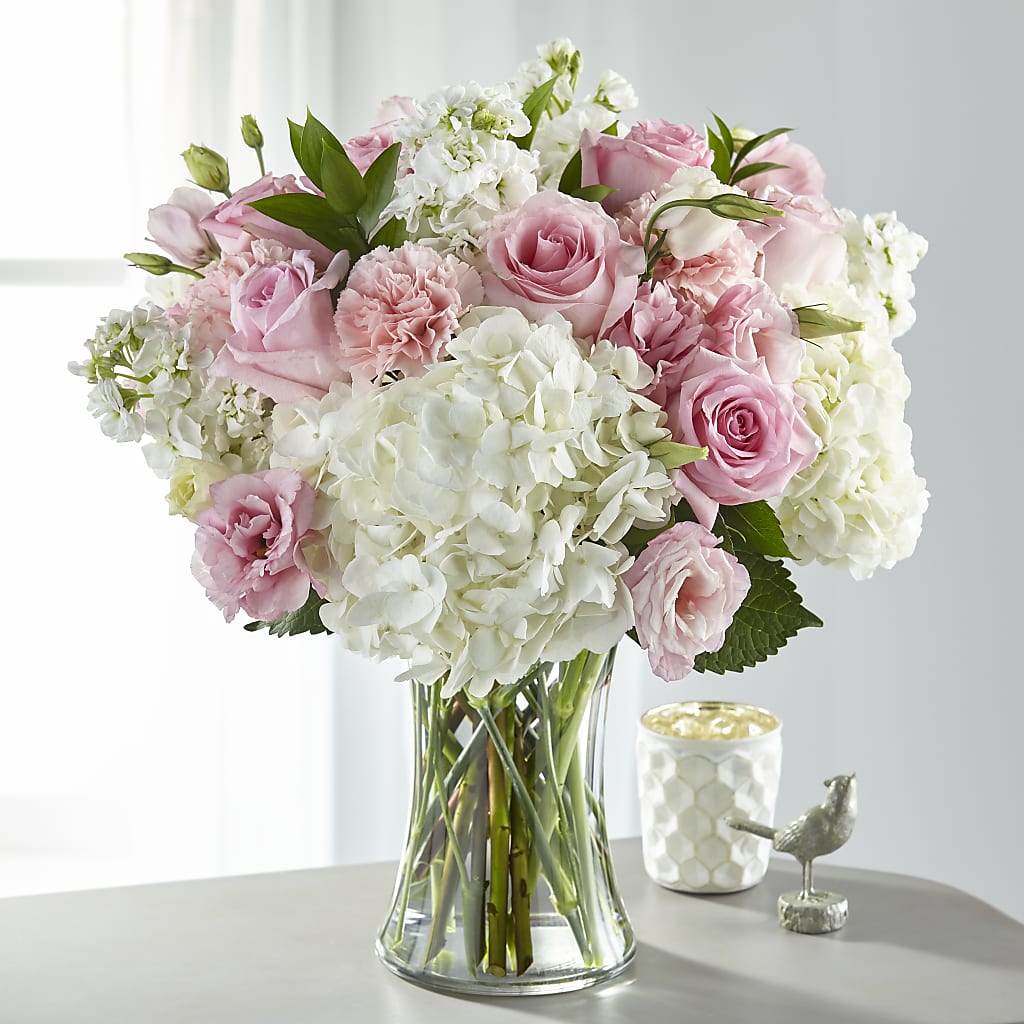 Guiding Grace Bouquet – Mc Gardens, Las Vegas NV