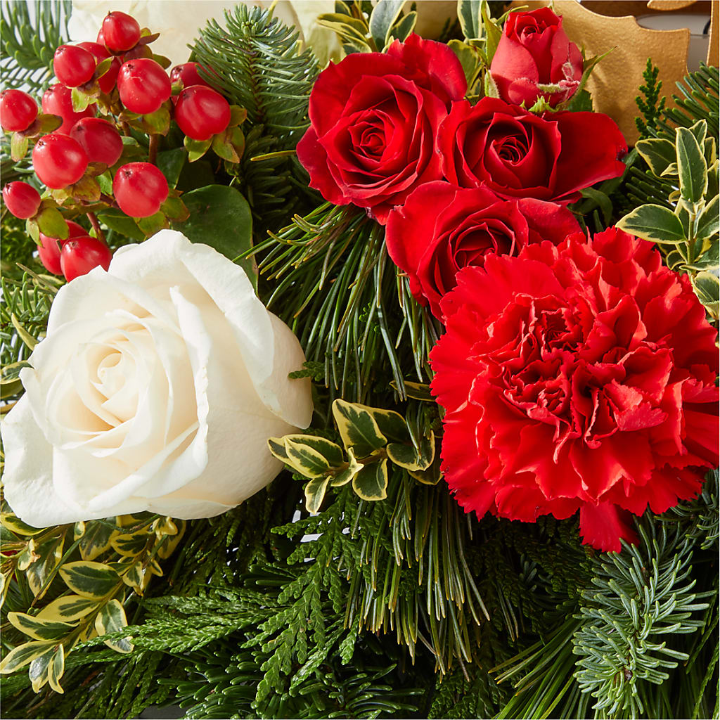 December Dreams Centerpiece –  Mc Gardens, Las Vegas NV