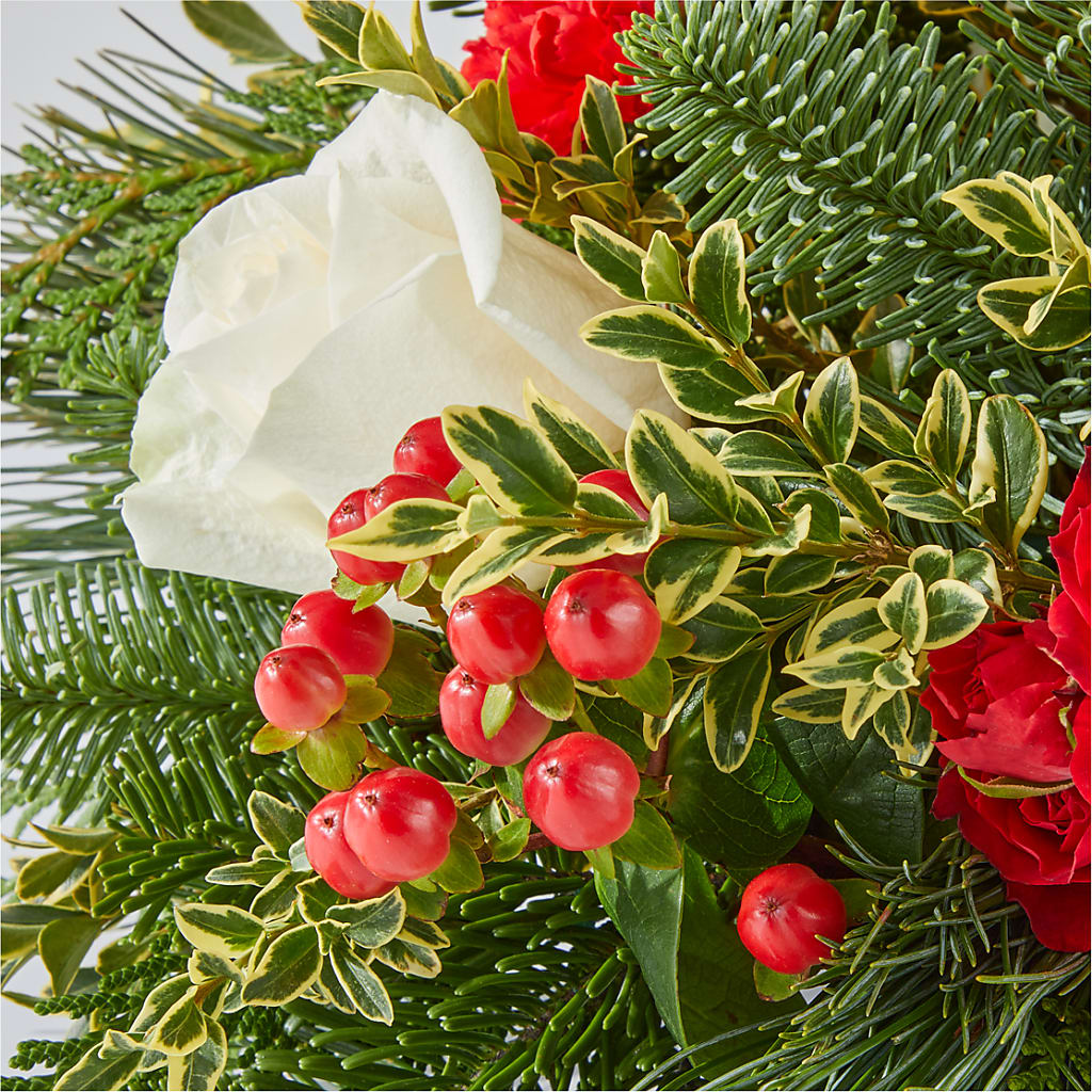 December Dreams Centerpiece –  Mc Gardens, Las Vegas NV