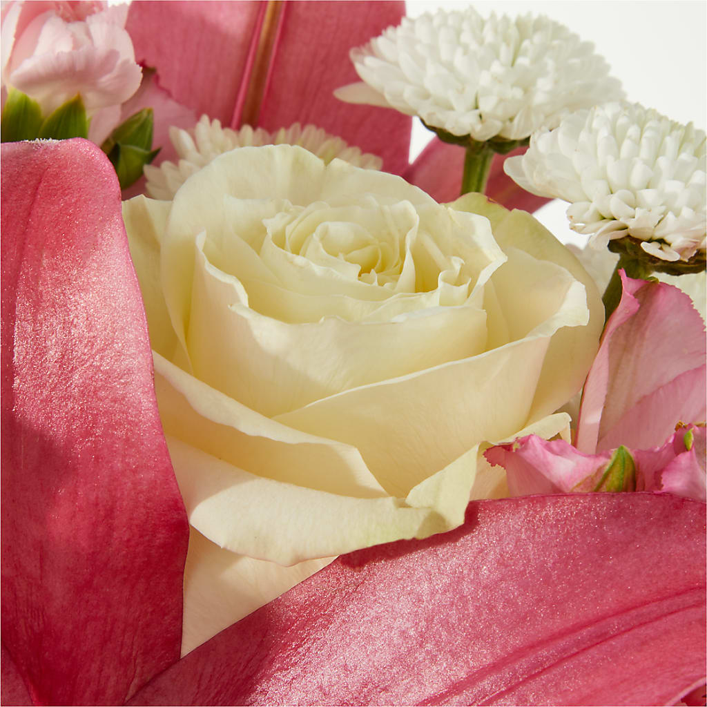 Piece of Cake Bouquet –  Mc Gardens, Las Vegas NV