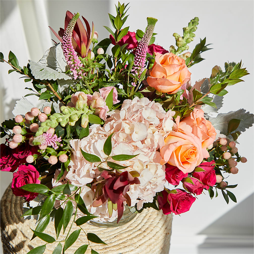 Glitz & Glam Bouquet –  Mc Gardens, Las Vegas NV