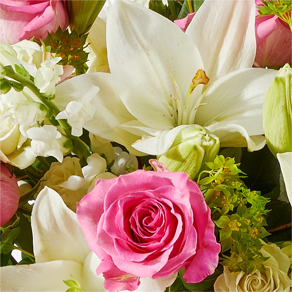 Fondly Bouquet –  Mc Gardens, Las Vegas NV
